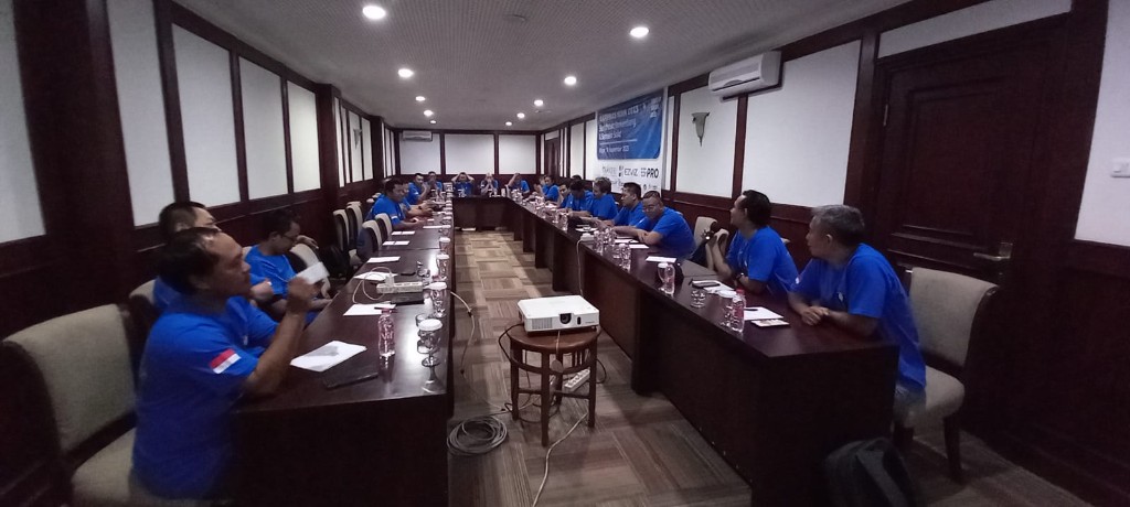 Rapat dan pelatihan teknis anggota